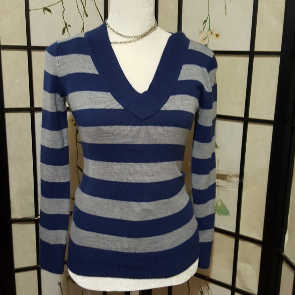 XHILARATION🎀 women's stripped long sleeves shirt